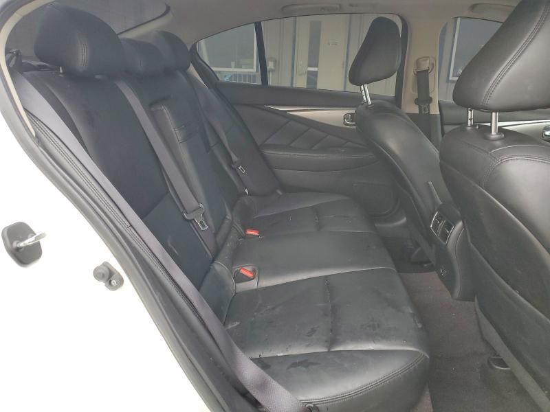 2021 Infiniti Q50 Luxe