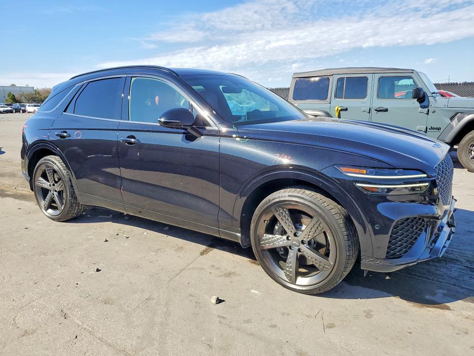 2023 Genesis Gv70 Base