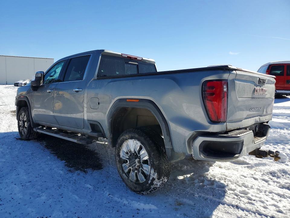 2025 GMC Sierra K3500 Denali