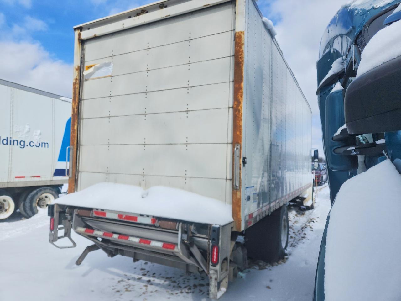 2017 Freightliner Business Class M2 BOX Truck