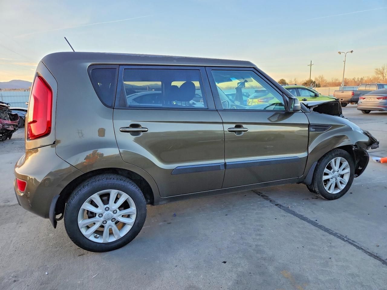 2013 KIA Soul +