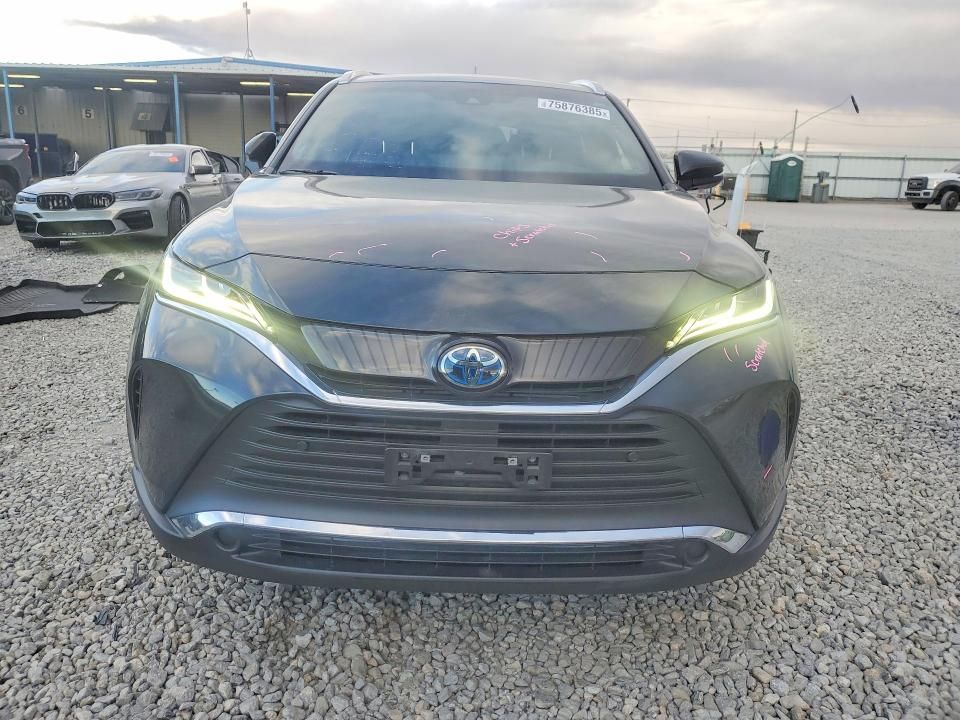 2021 Toyota Venza le