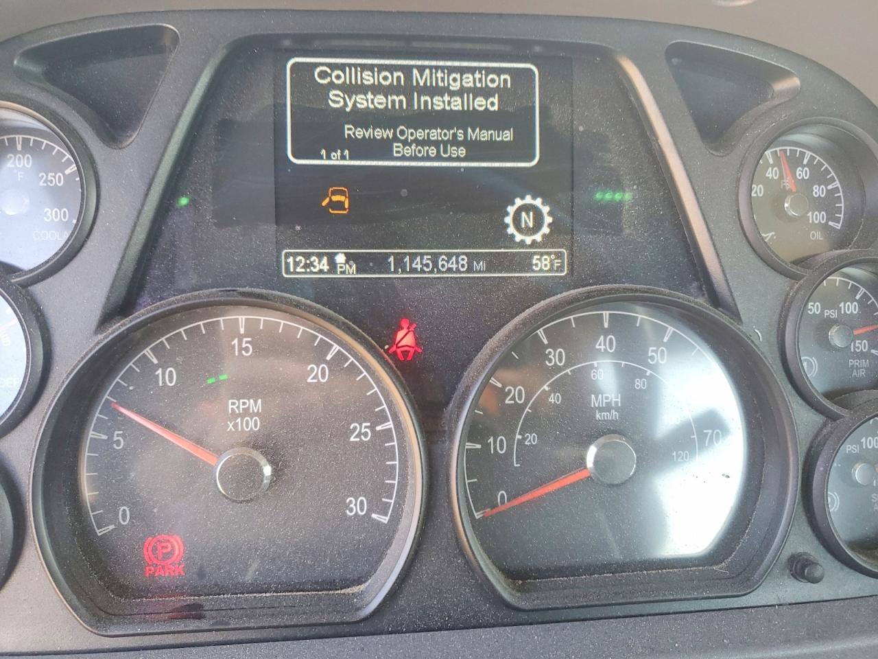 2018 Peterbilt 579 Semi Truck