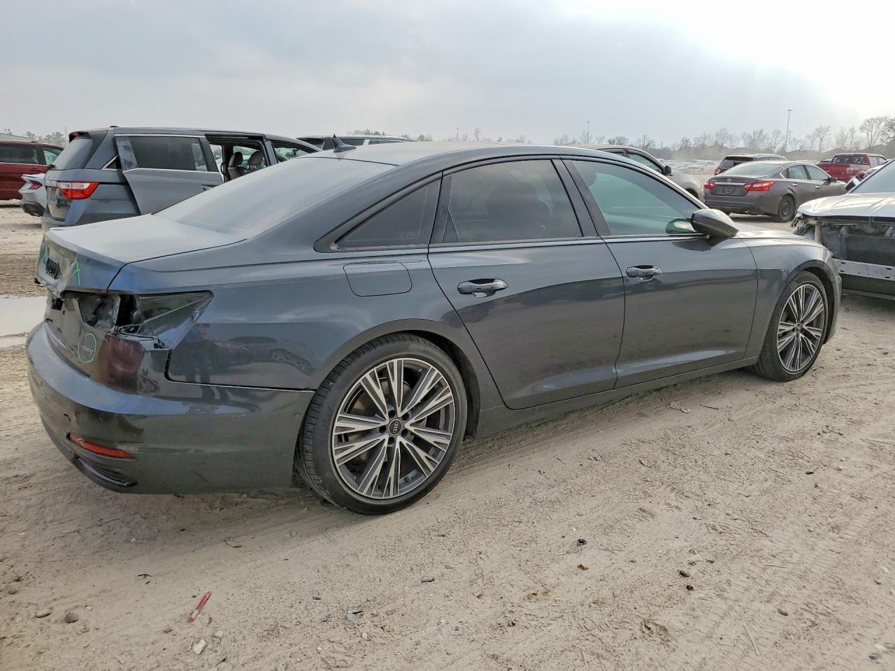 2022 Audi A6 Premium Plus