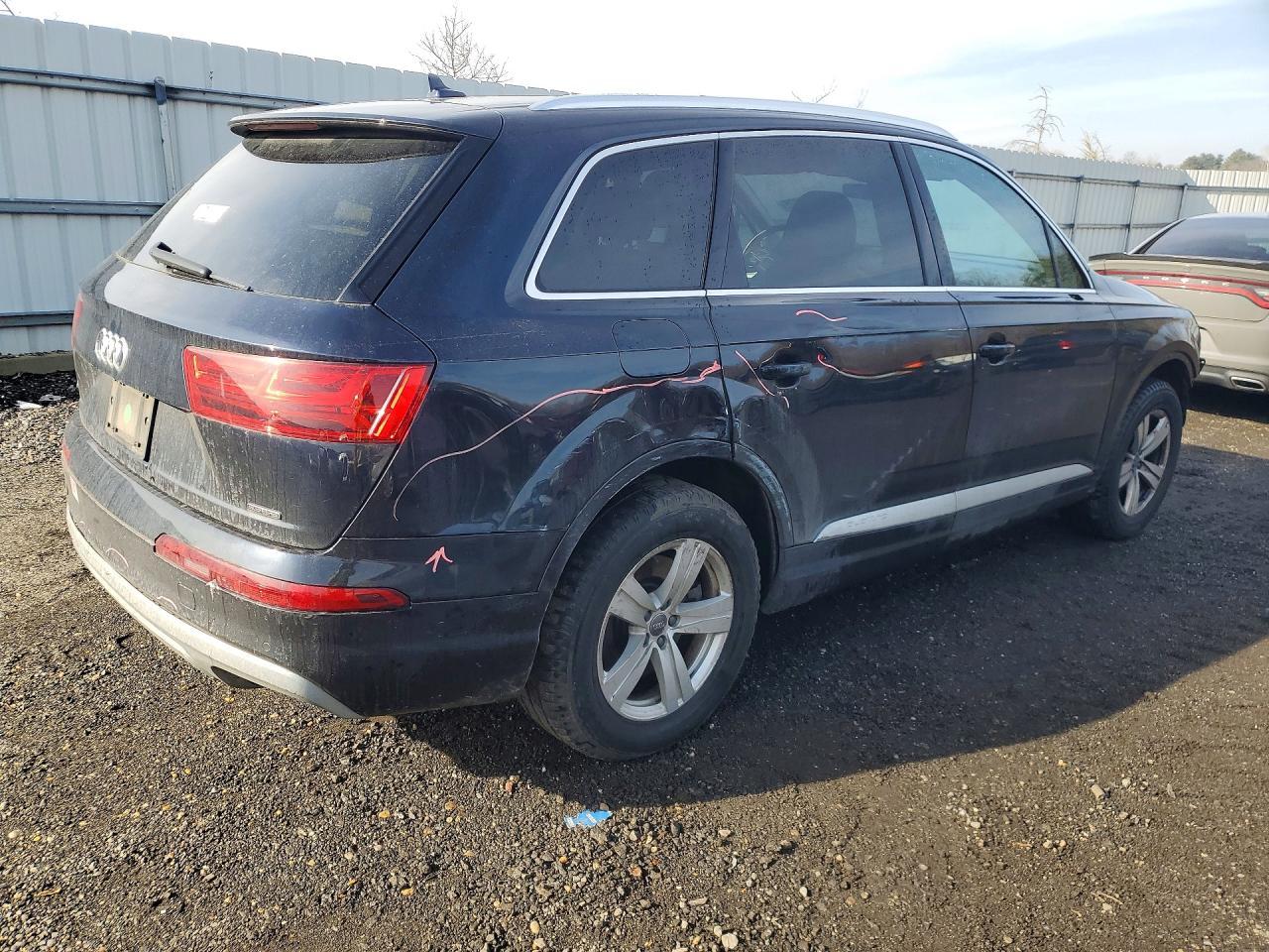 2017 Audi Q7 Premium Plus