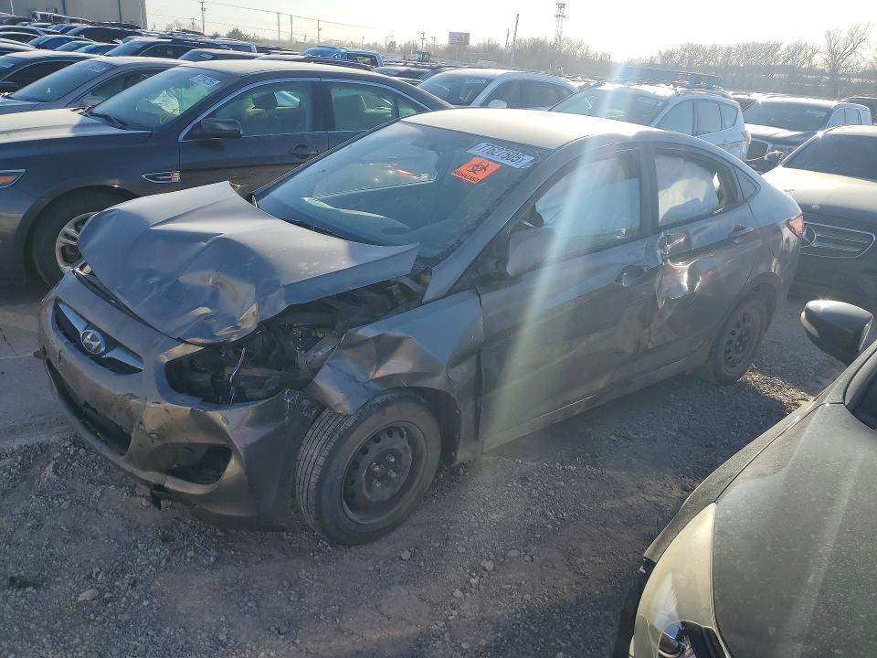 2013 Hyundai Accent gls