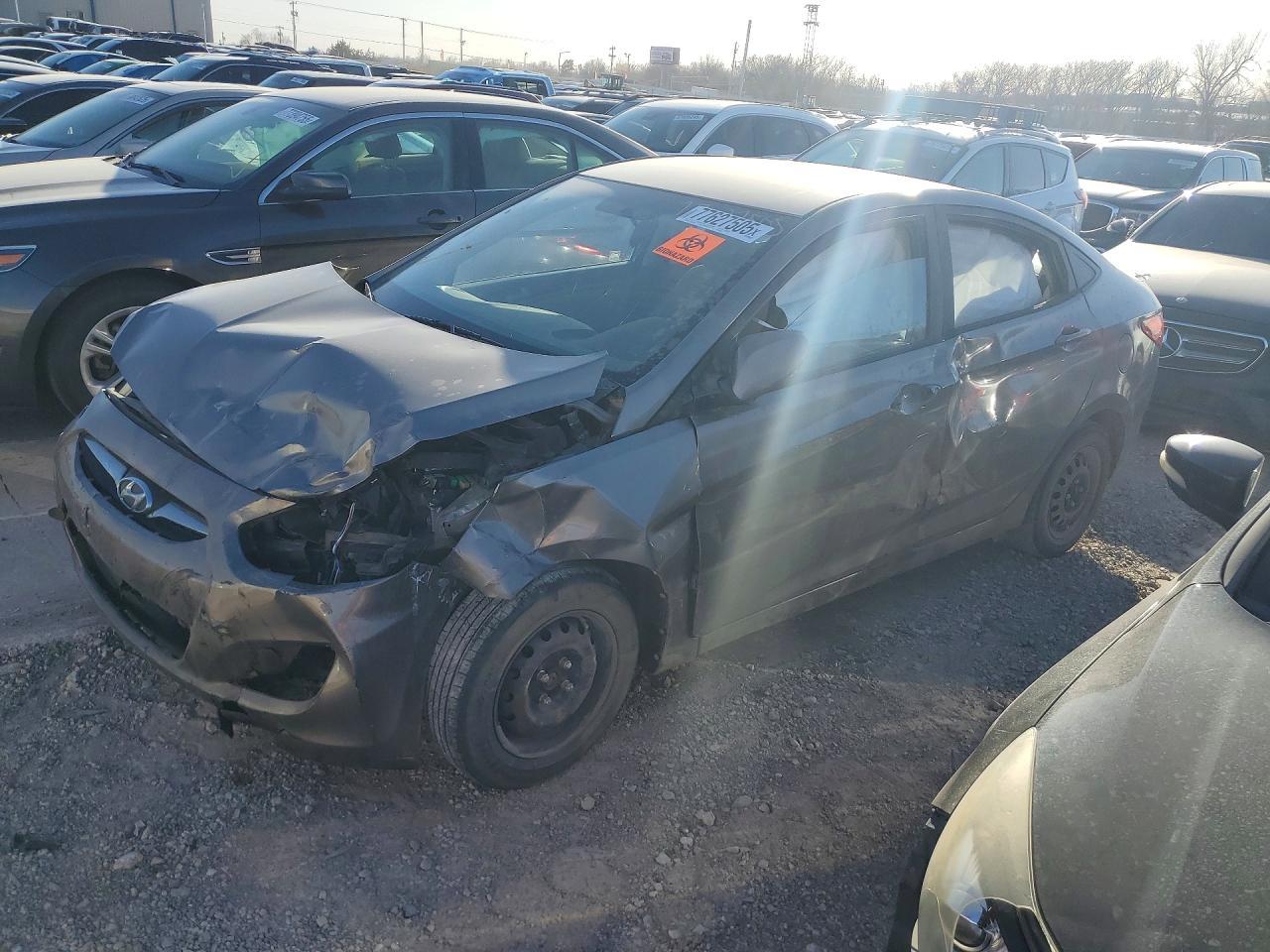 2013 Hyundai Accent gls