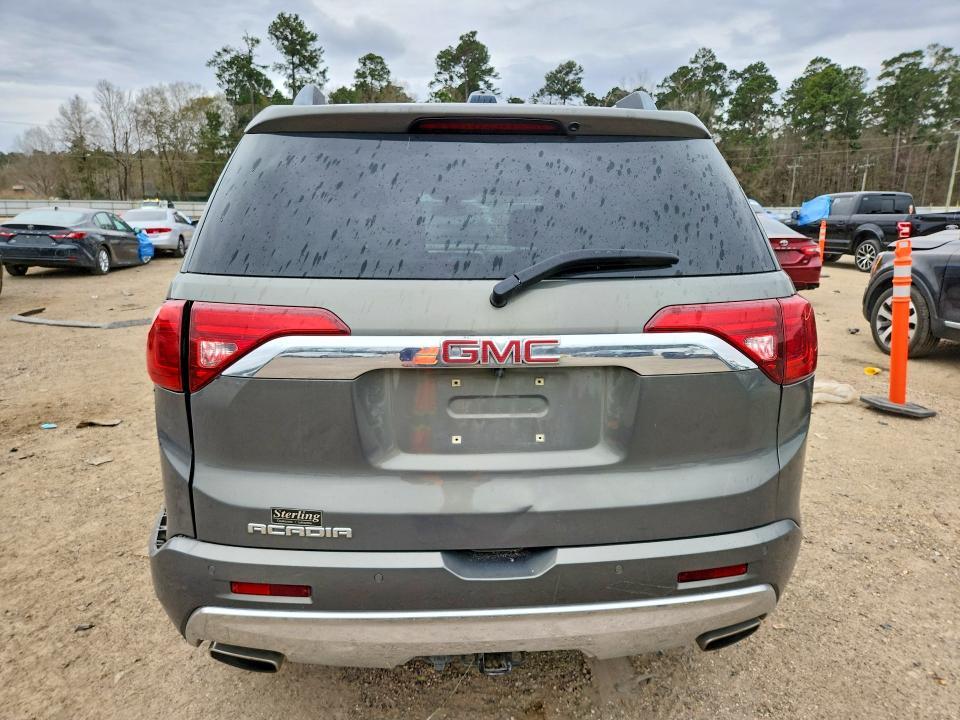 2018 GMC Acadia Denali