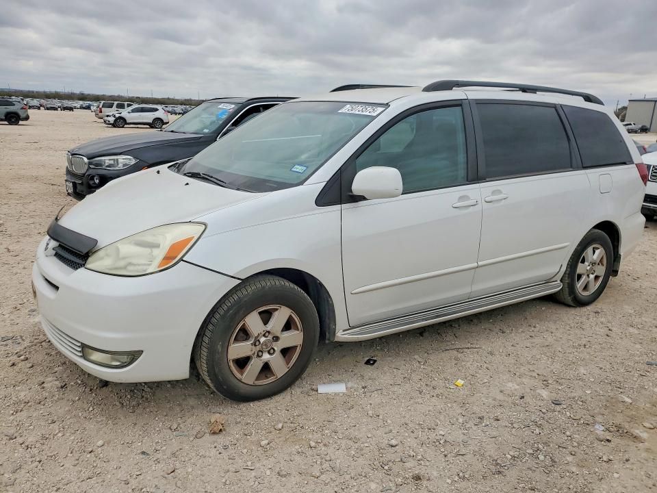 2004 Toyota Sienna xle