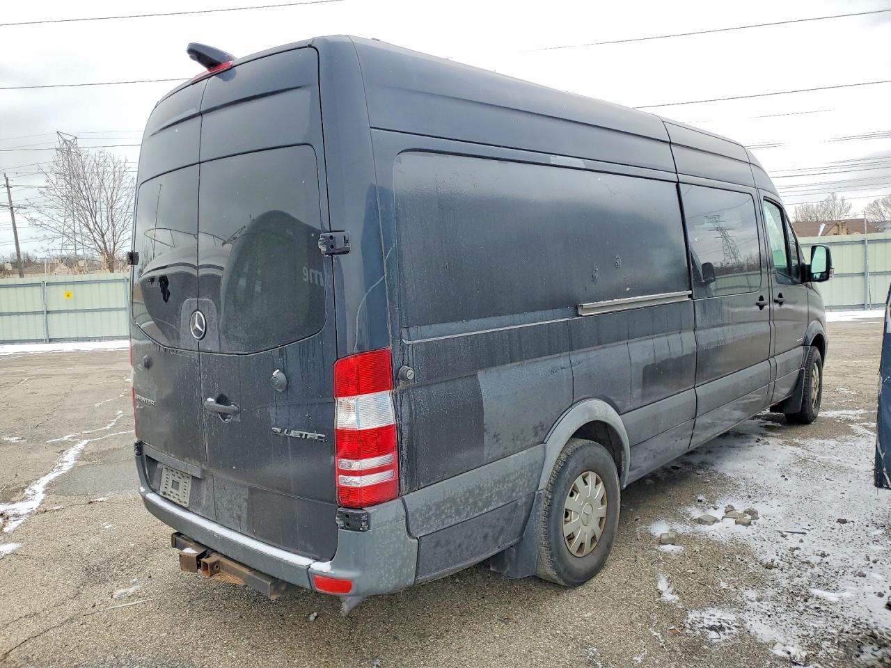 2016 Mercedes-Benz Sprinter 2500 Utility / Service Van