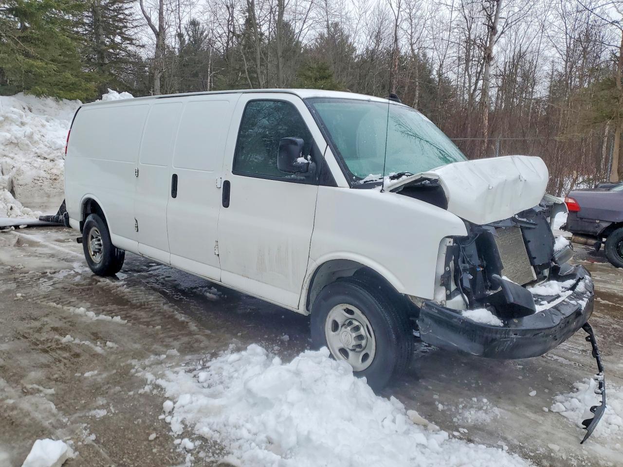 2020 Chevrolet Express G2500