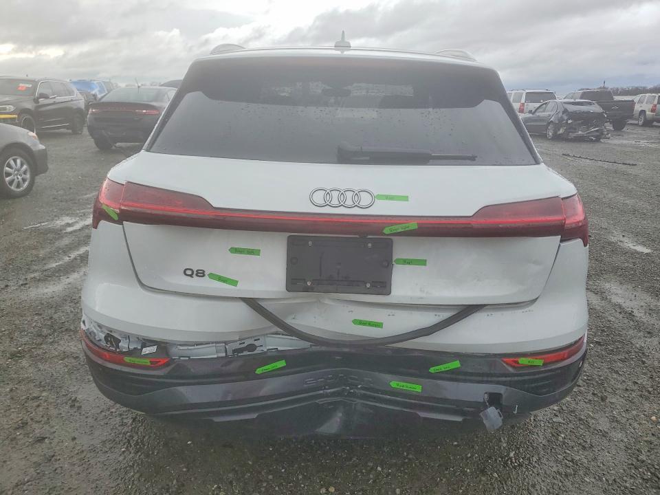 2024 Audi Q8 E-tron Premium Plus