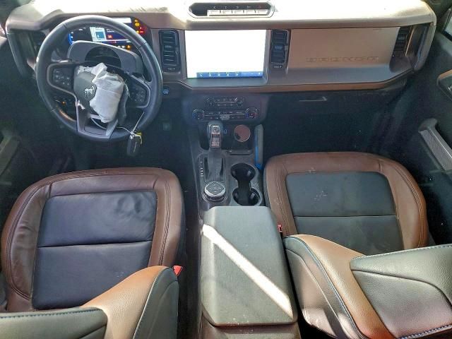 2022 Ford Bronco Base