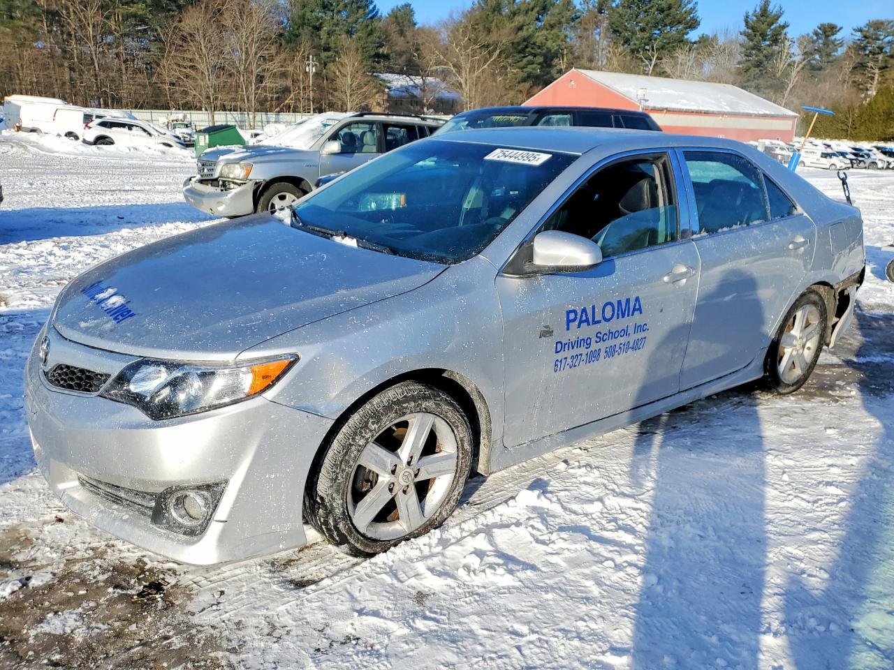 2013 Toyota Camry l