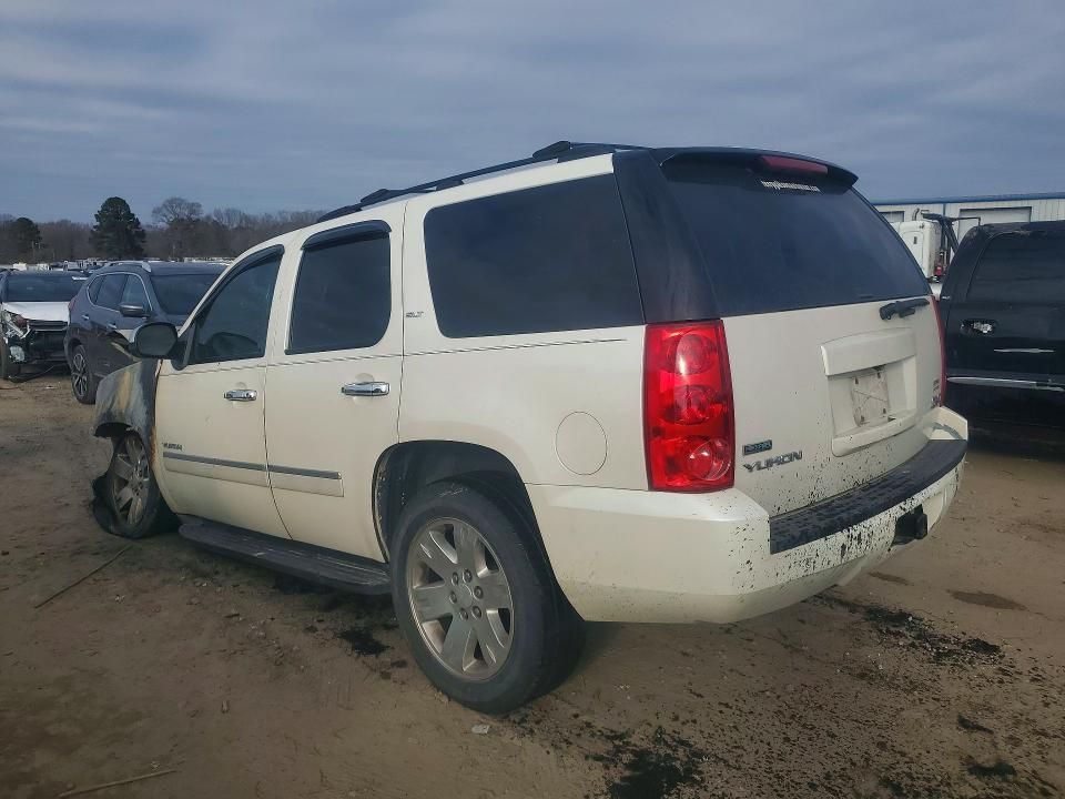 2011 GMC Yukon slt