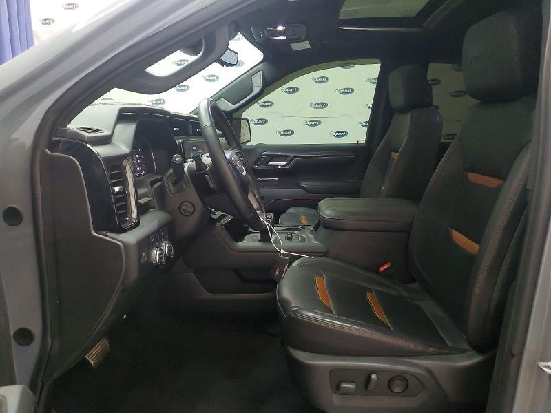 2024 GMC Sierra K1500 AT4