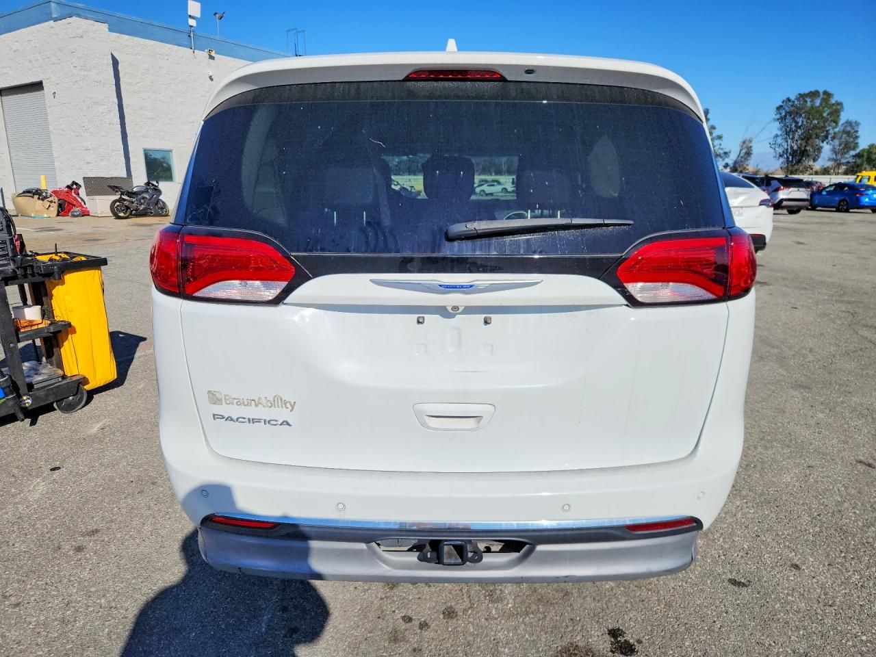 2018 Chrysler Pacifica Touring l