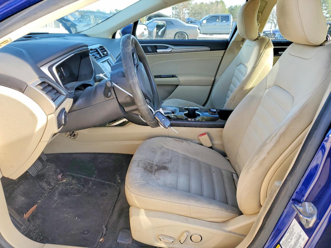 2014 Ford Fusion se Hybrid