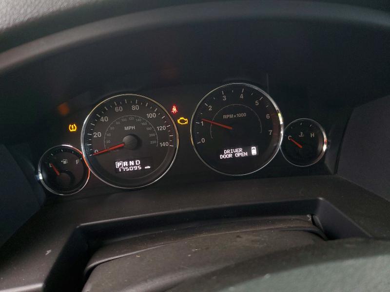 2008 Jeep Commander Sport