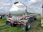 1998 Beall Trailer-Fuel Tank Trailer