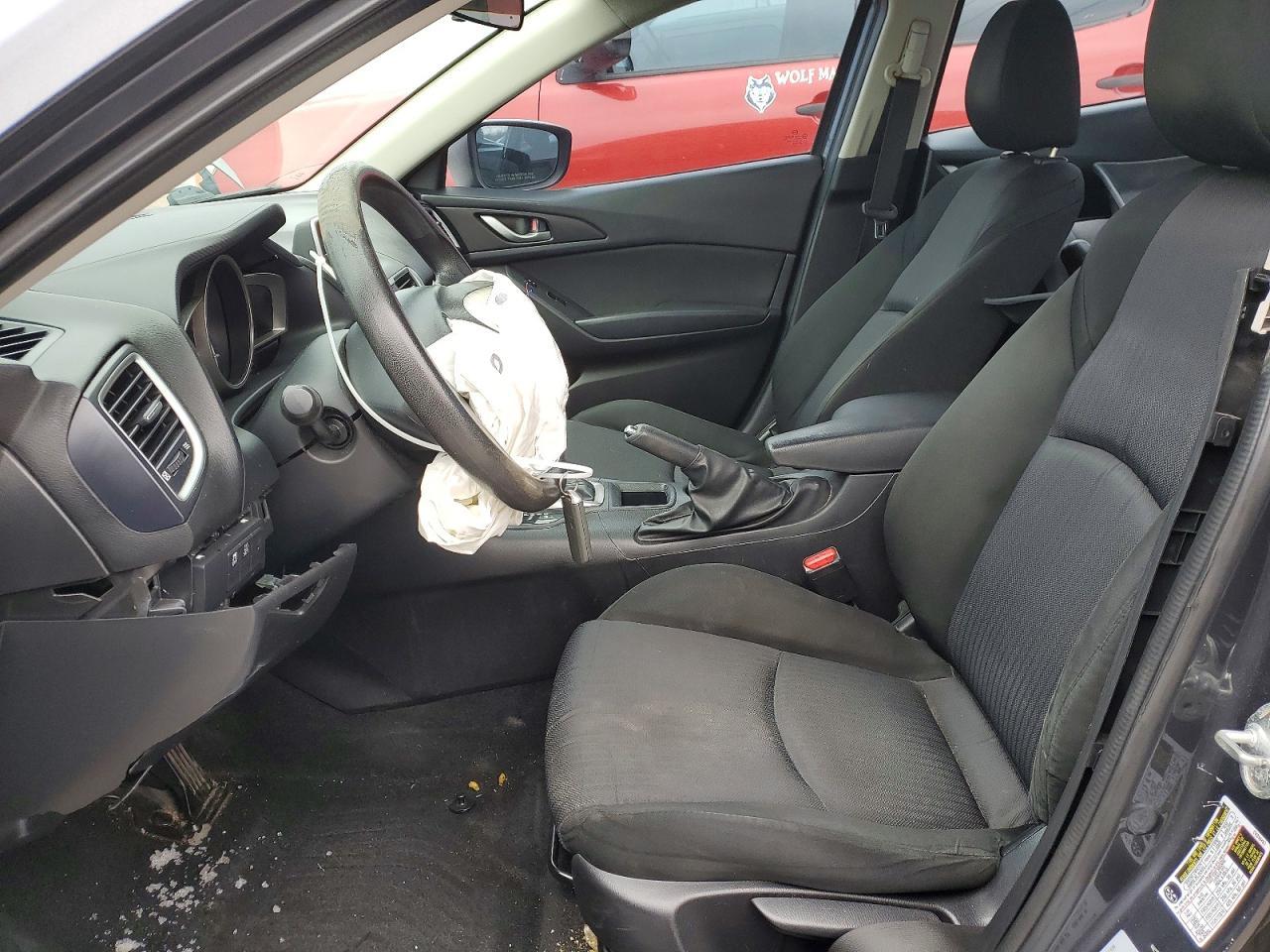 2015 Mazda 3 sv