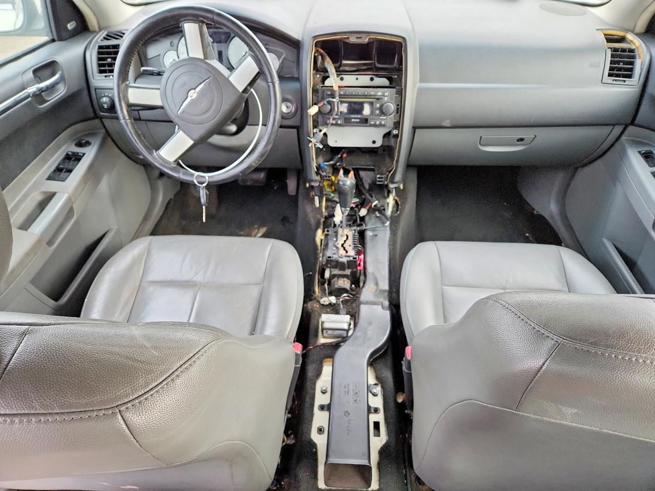 2005 Chrysler 300 Touring