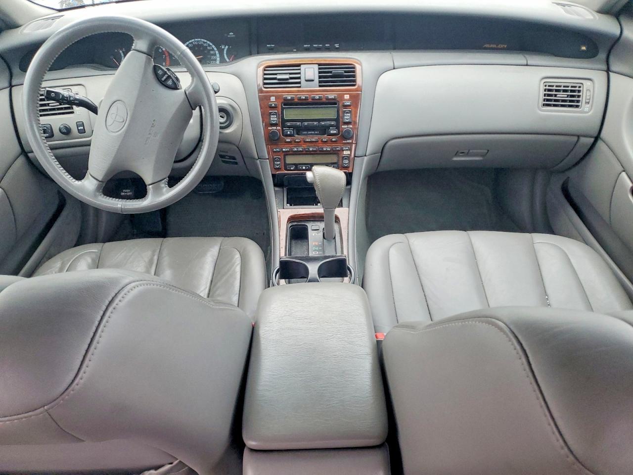 2000 Toyota Avalon xl