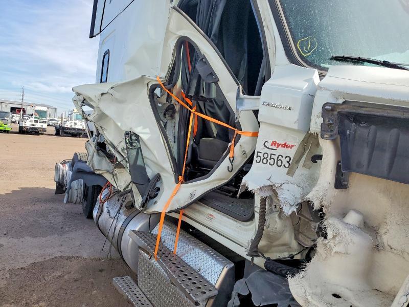 2023 Freightliner Cascadia 126 Semi Truck