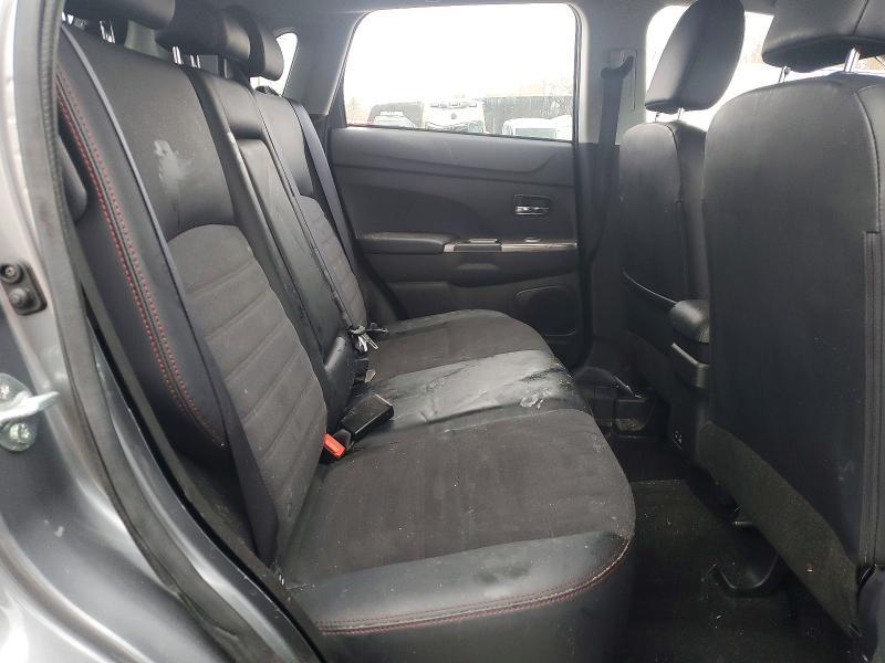 2025 Mitsubishi Outlander Sport s