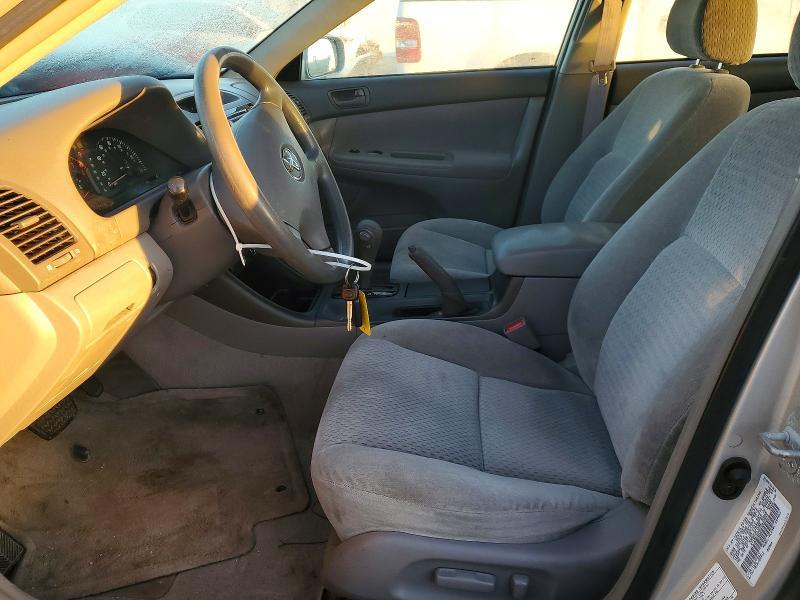 2002 Toyota Camry le