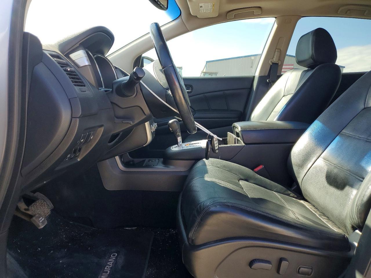 2012 Nissan Murano s