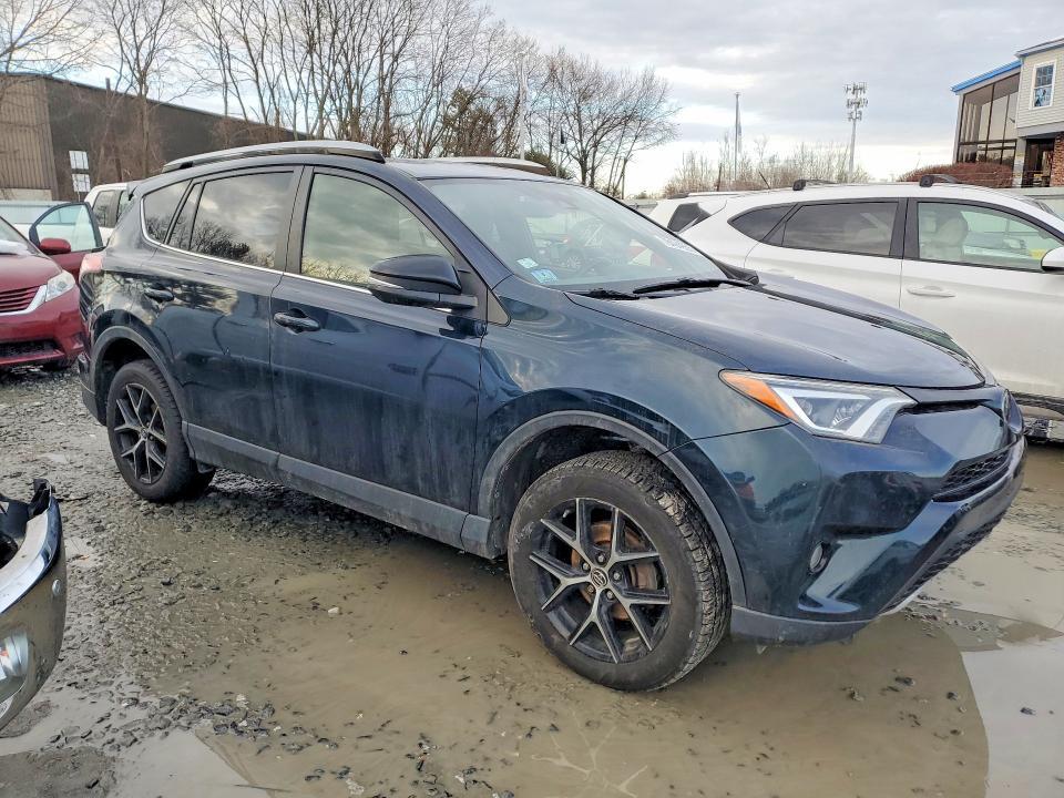 2018 Toyota Rav4 se