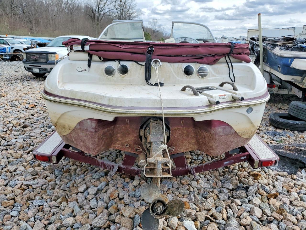 2010 Tracker Boat-Boat