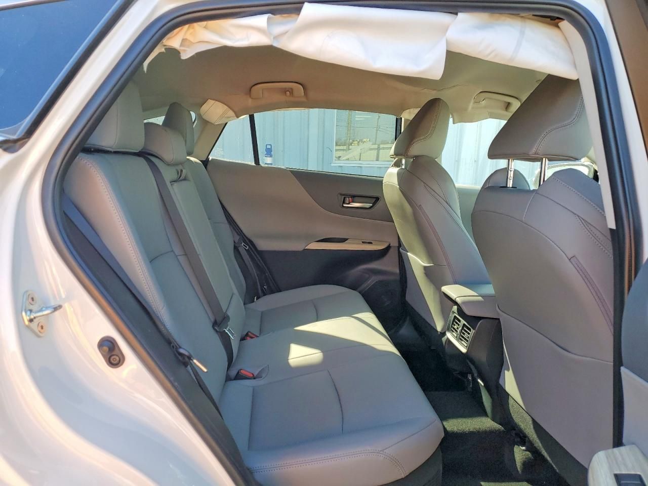 2024 Toyota Venza le