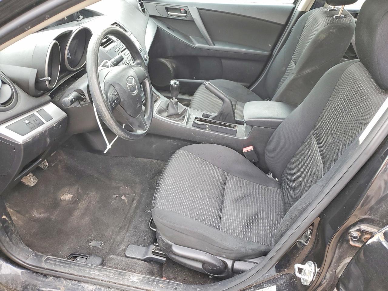 2013 Mazda 3 I