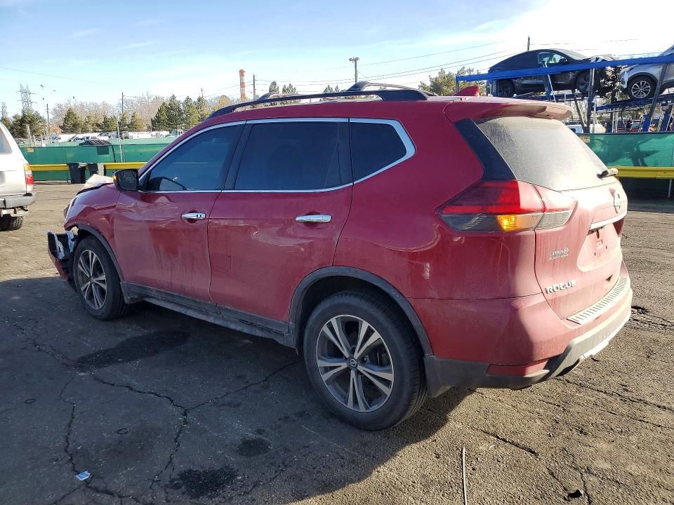 2017 Nissan Rogue sv