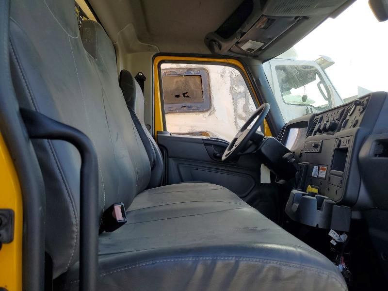 2023 International MV607 BOX Truck