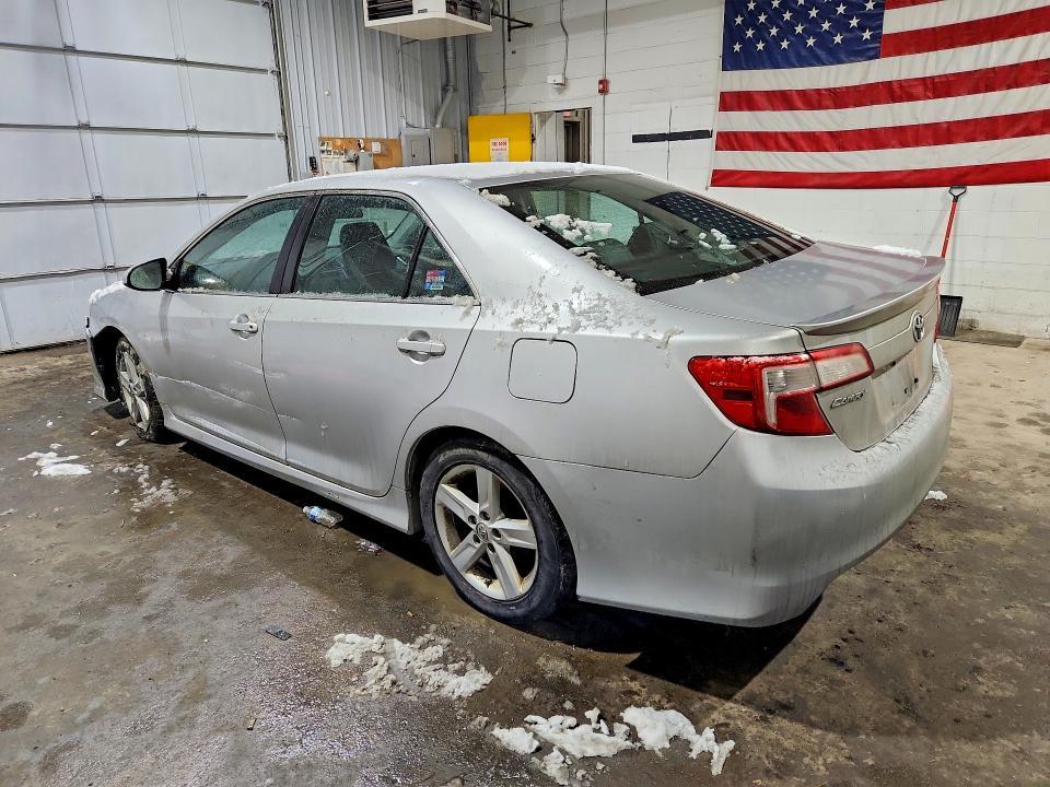 2013 Toyota Camry se