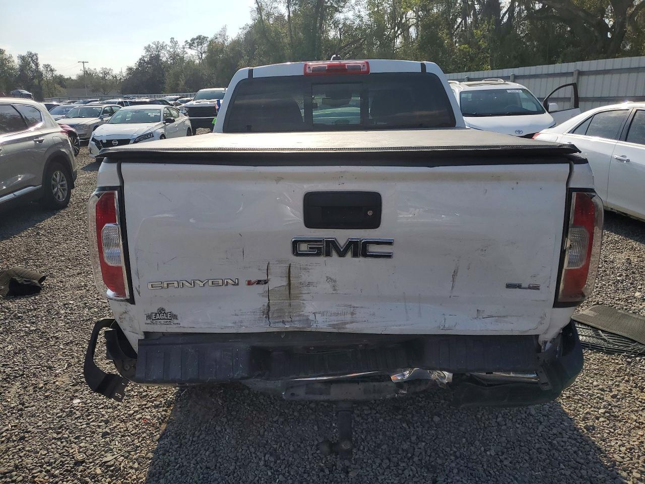 2020 GMC Canyon SLE