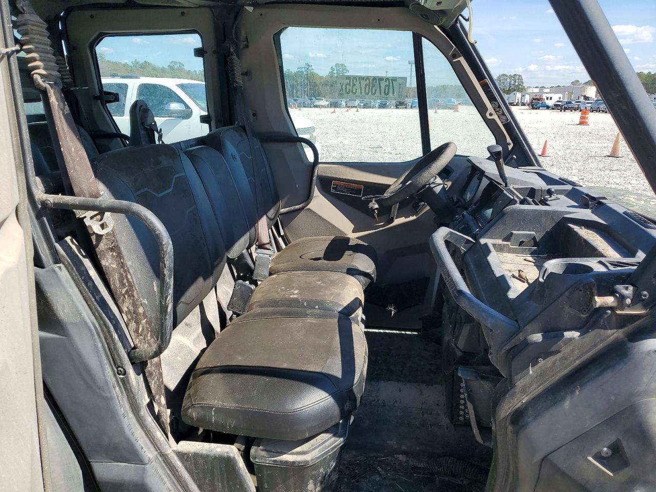 2018 Can-Am Defender Max XT Cab