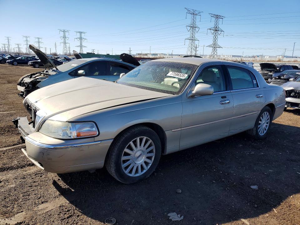 2004 Lincoln Townhouse Town car Executive