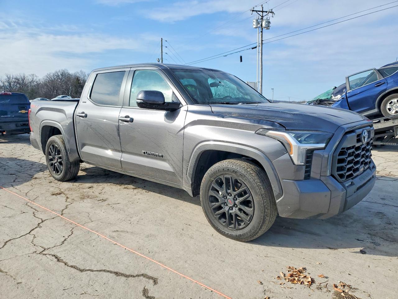2024 Toyota Tundra Crewmax sr