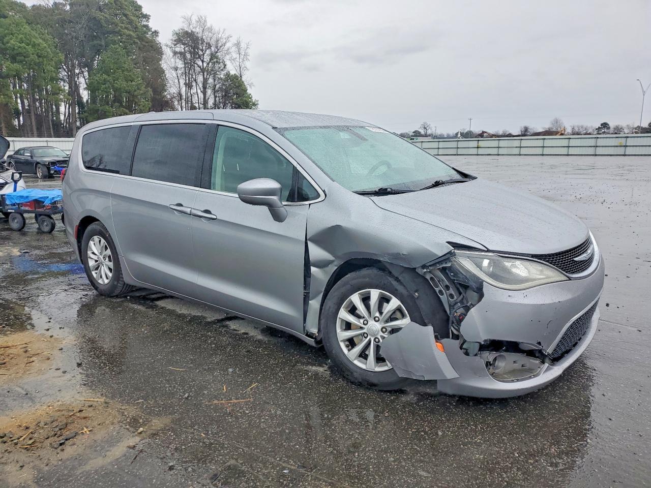 2018 Chrysler Pacifica Touring Plus