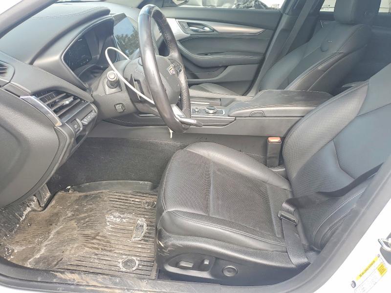 2023 Cadillac CT5 Luxury