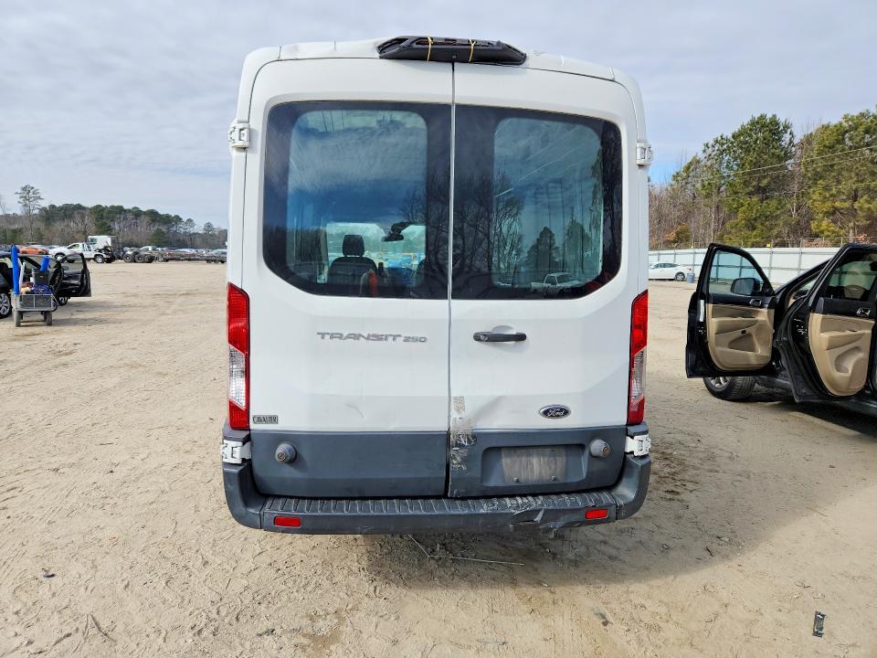 2018 Ford Transit T-250