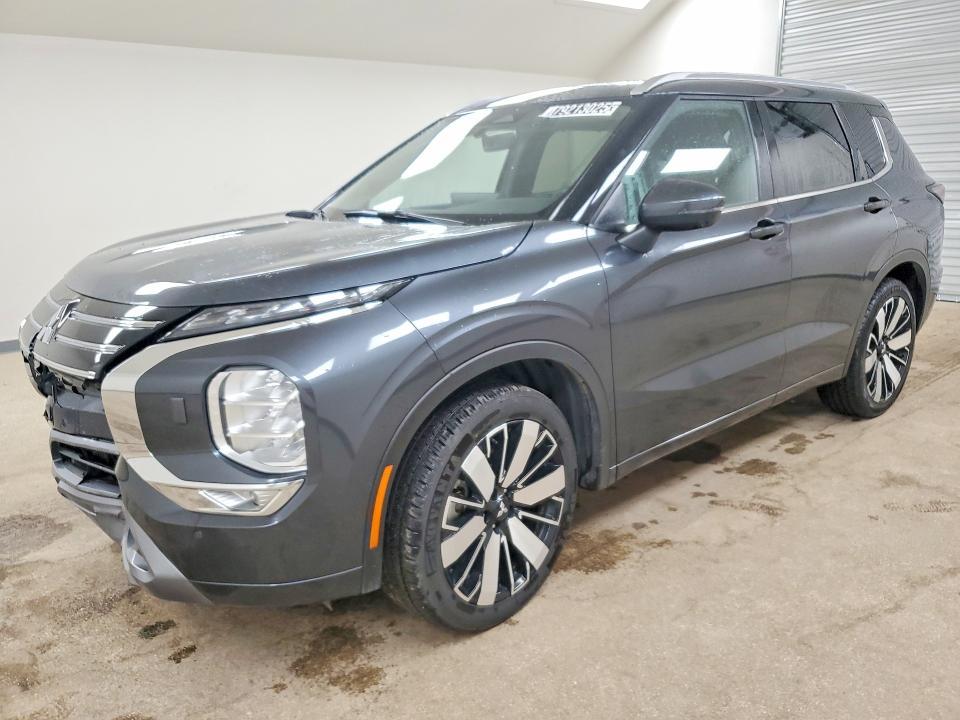 2025 Mitsubishi Outlander sel
