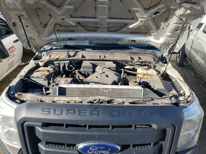 2013 Ford F250 Super Duty Flatbed Truck