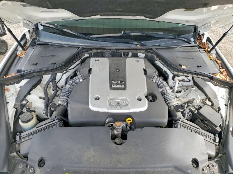 2015 Infiniti Q50 Base