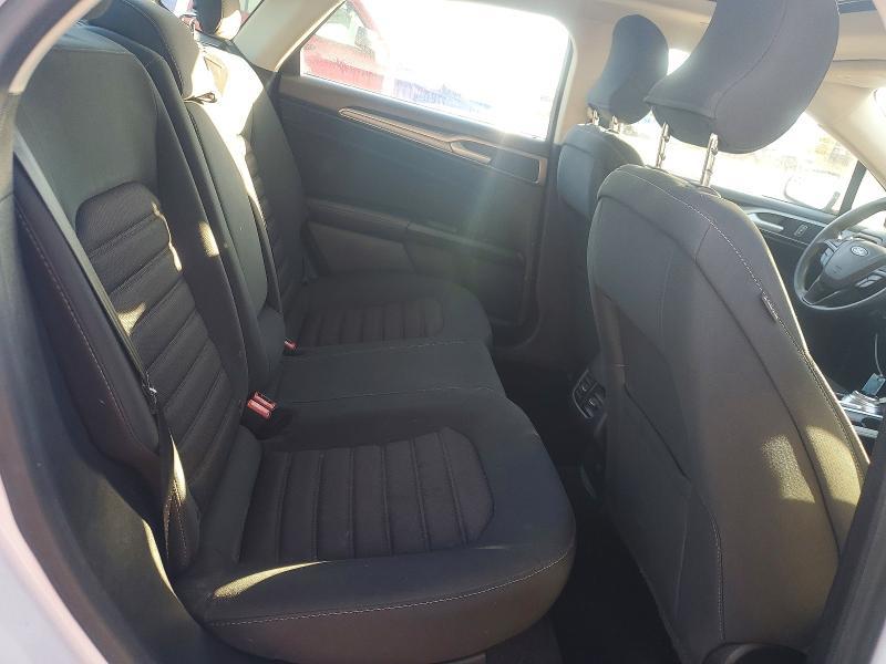 2018 Ford Fusion se Hybrid