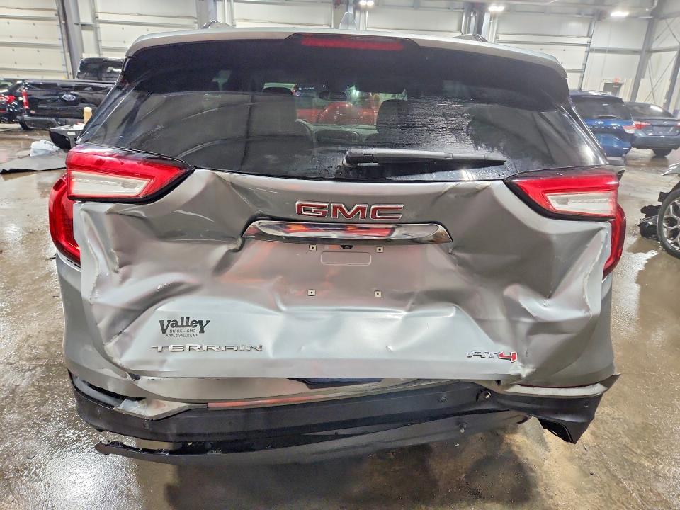 2024 GMC Terrain AT4